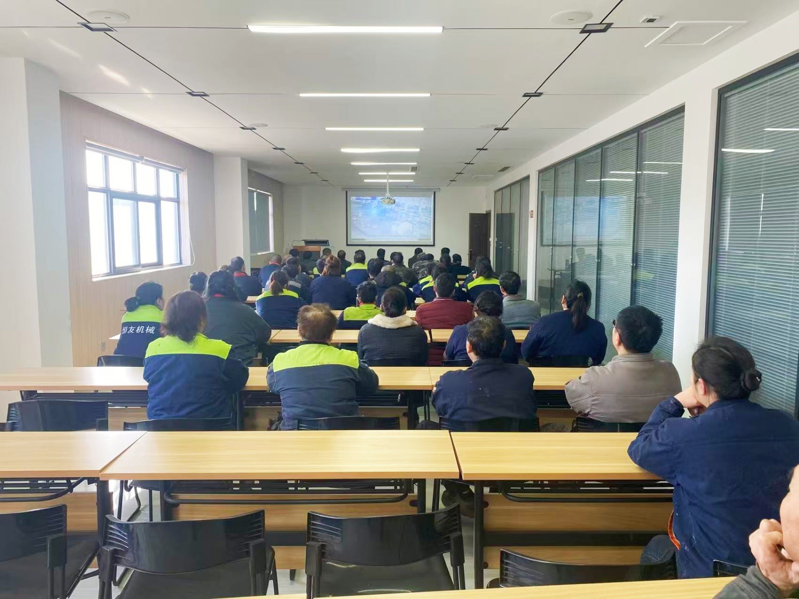 筑牢安全防線，保障冬季平穩(wěn)運(yùn)行